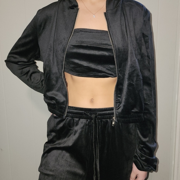 NWT Dolls Kill Luxurious Soft Velor Black Pant And Jacket Set - Picture 11 of 13